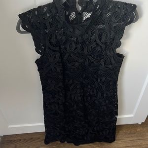 Black sleeveless dress